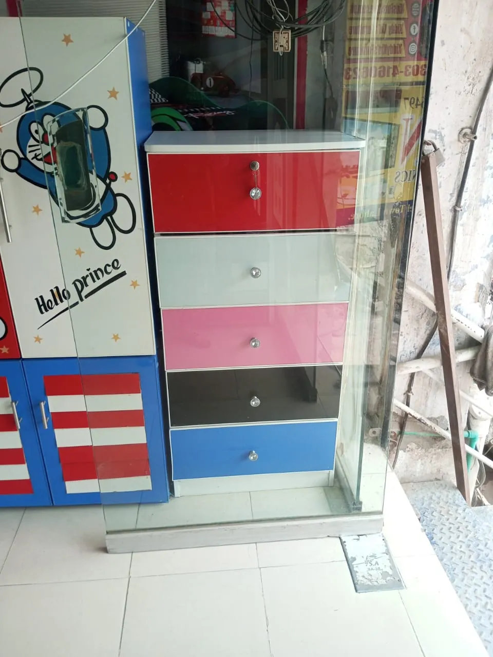 Colour-Drawer Chest