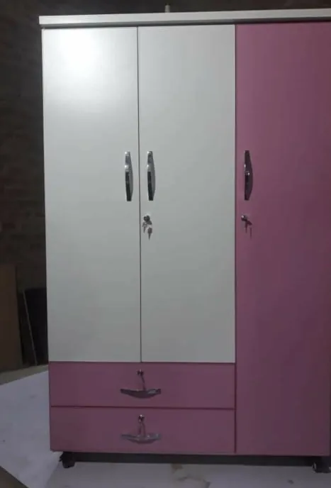 White & Pink Wardrobe