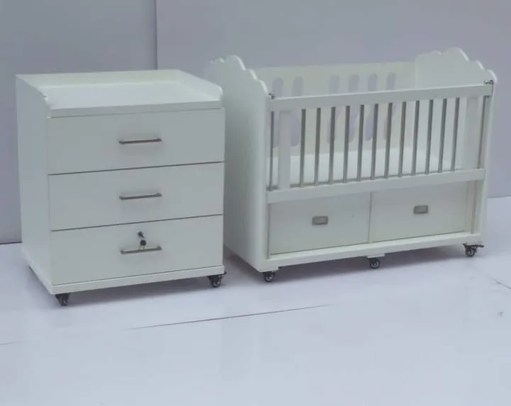 White Baby Cot with Matching Drawer Unit